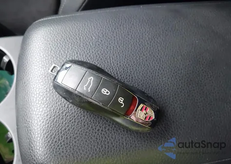 2018 Porsche Macan z USA, uszkodzony, nr VIN WP1AA2A53JLB02429